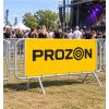 Housse sur barrière pour festival